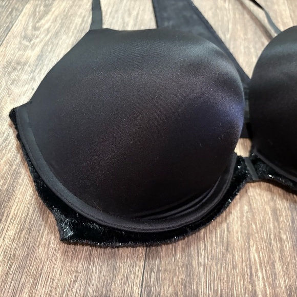Victoria's Secret Very Sexy Velvet Trimmed Push-up Bra 36DD Black Front Clasp - Picture 6 of 14